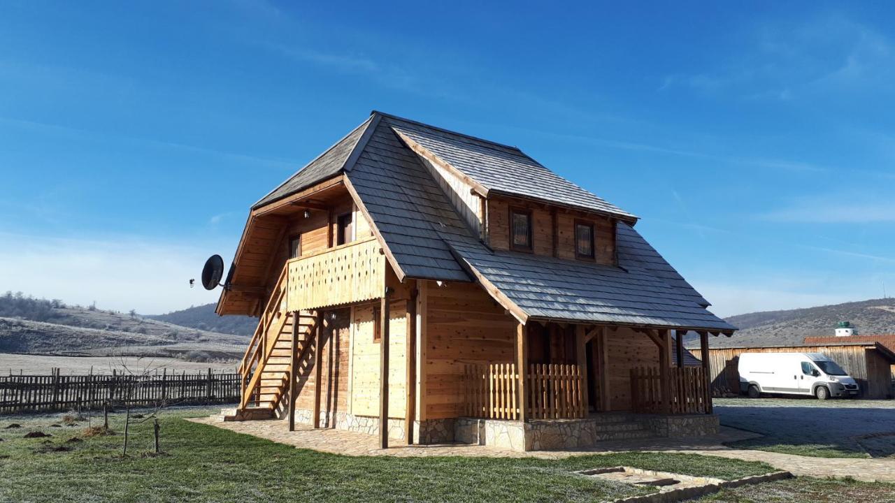 Konoba Ognjiste Bed & Breakfast Sokolac  Luaran gambar