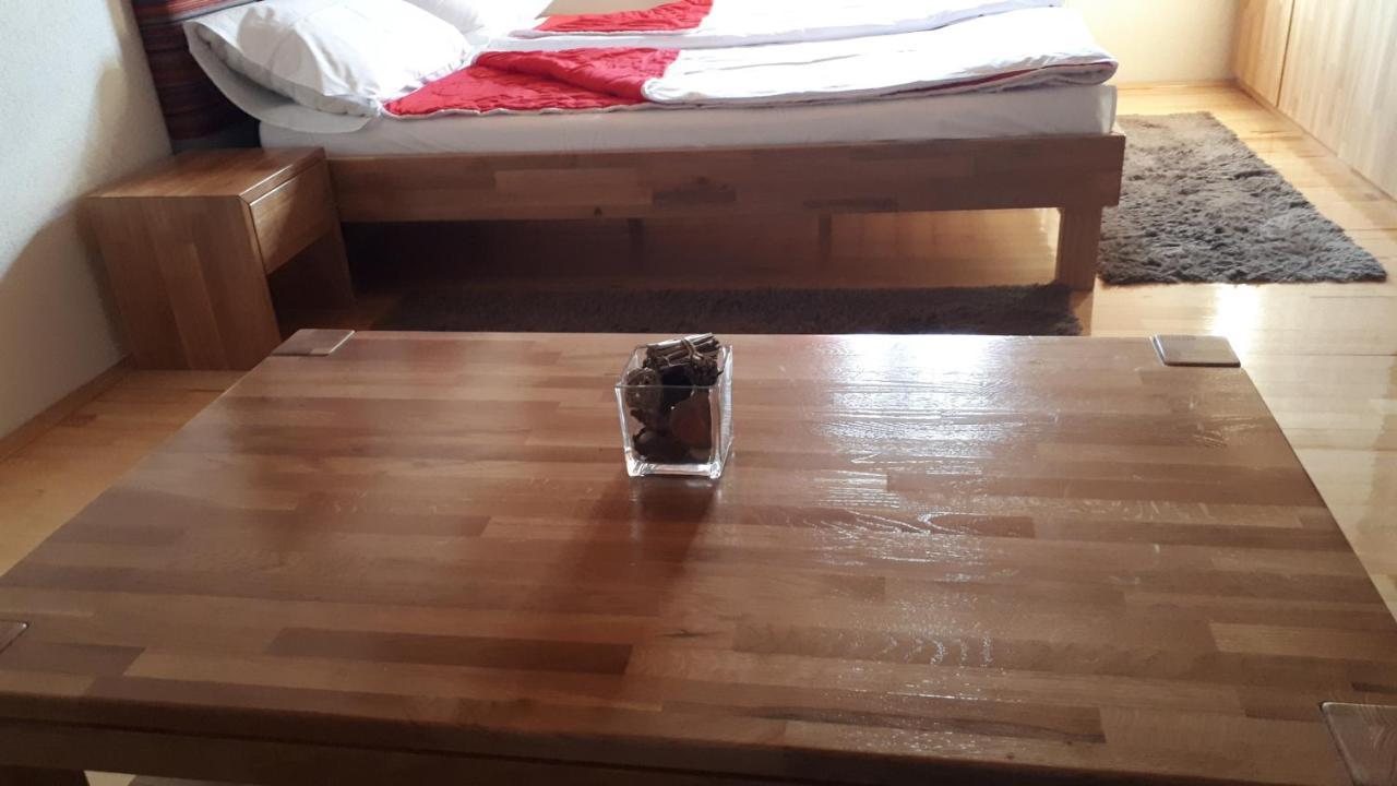 Konoba Ognjiste Bed & Breakfast Sokolac  Luaran gambar