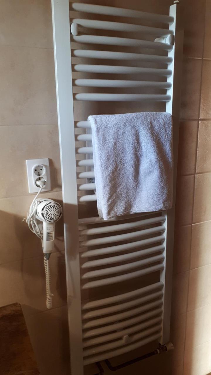 Konoba Ognjiste Bed & Breakfast Sokolac  Luaran gambar