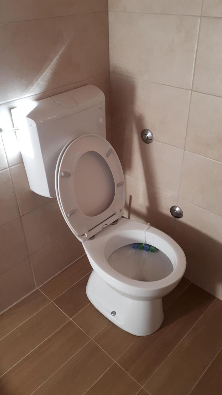 Konoba Ognjiste Bed & Breakfast Sokolac  Luaran gambar