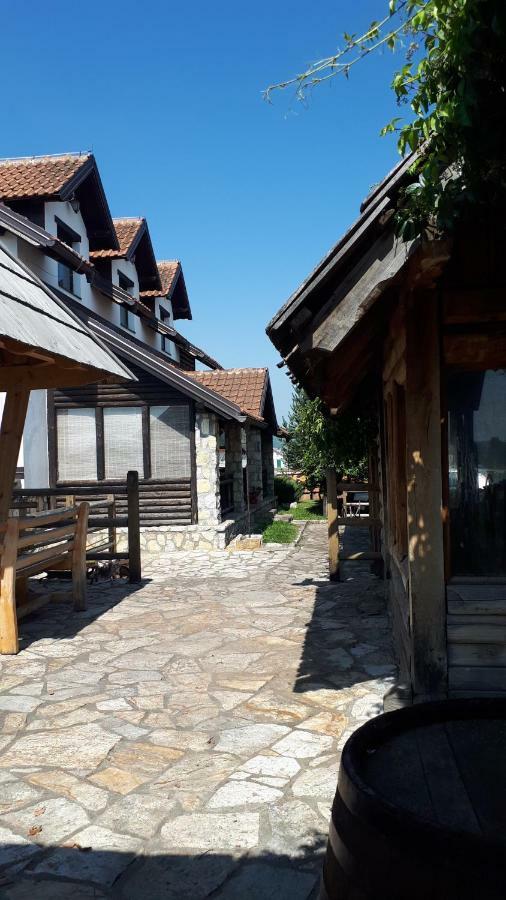 Konoba Ognjiste Bed & Breakfast Sokolac  Luaran gambar