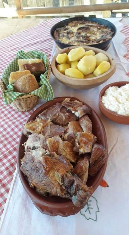 Konoba Ognjiste Bed & Breakfast Sokolac  Luaran gambar