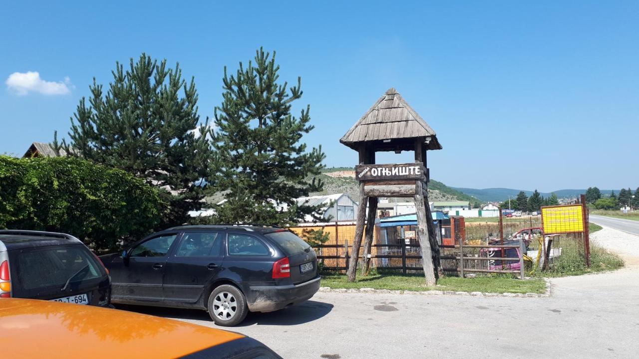 Konoba Ognjiste Bed & Breakfast Sokolac  Luaran gambar